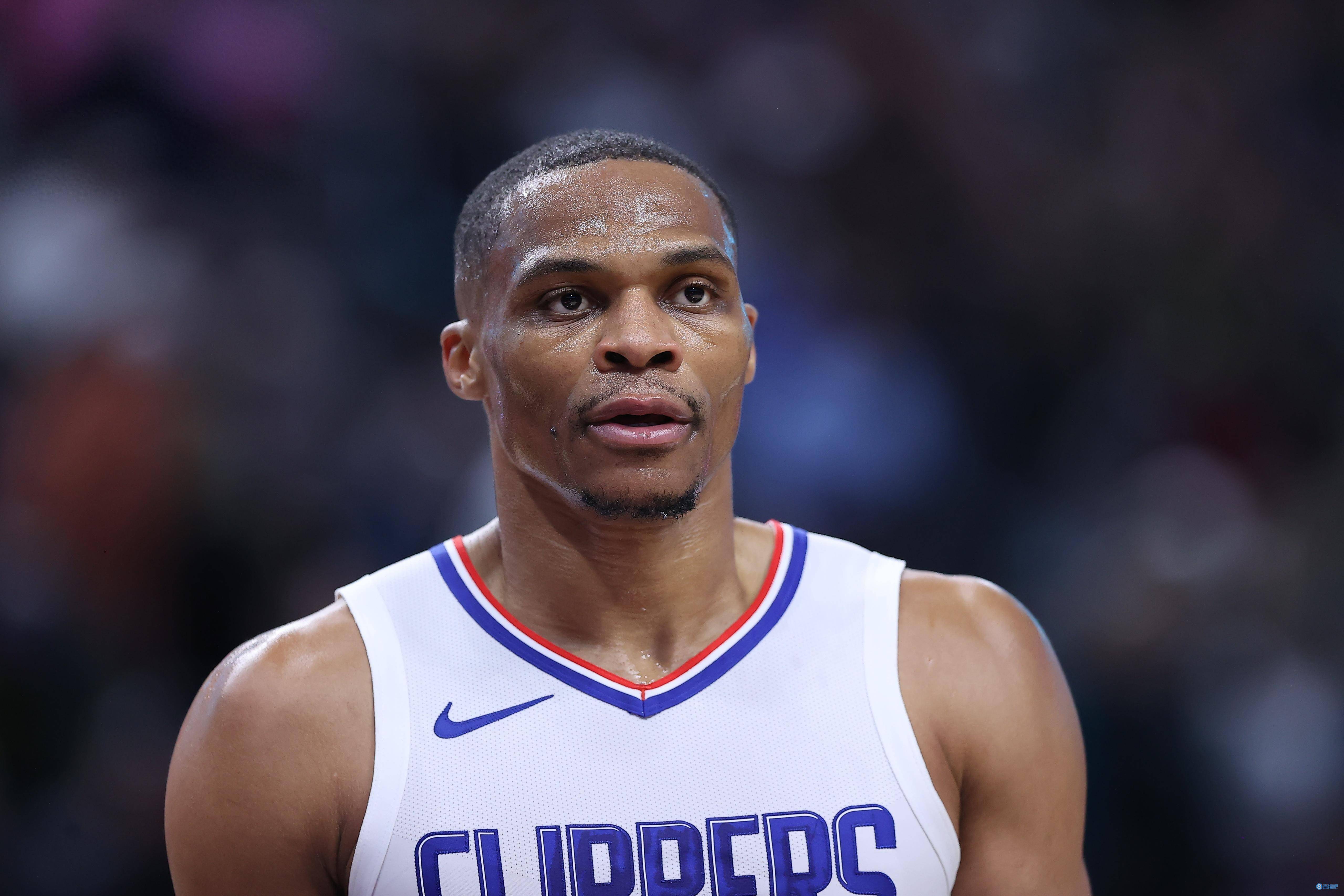 比赛局势复杂引发热议！，哈登在西班牙队比赛中出色发挥赛场气氛高涨(樊振东男单决赛回放)