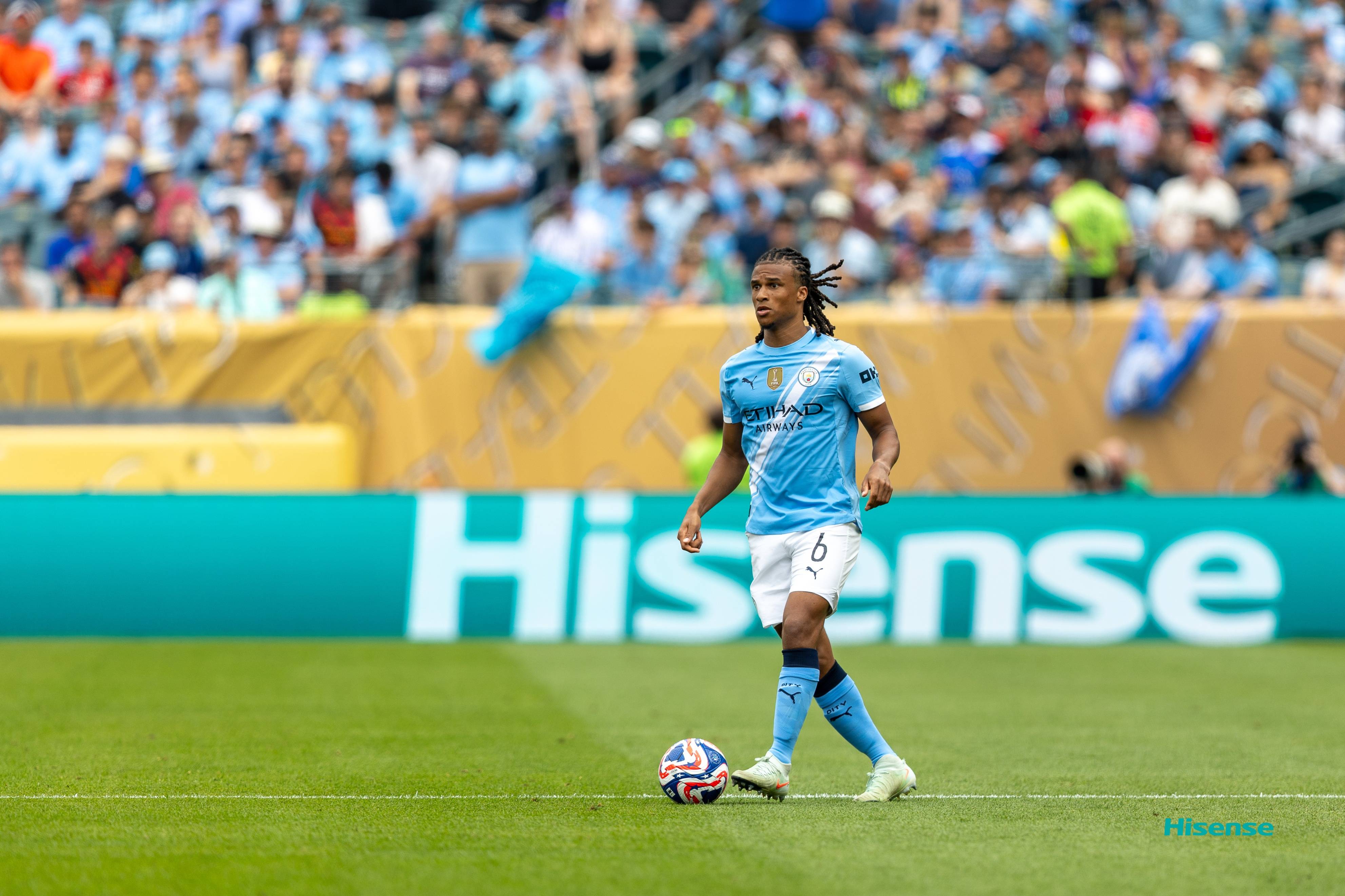 关于关键战体能课后；瓦伦西亚遗憾出局备战世俱杯；引发热议；阵容厚度经受考验的信息虎扑体育资讯