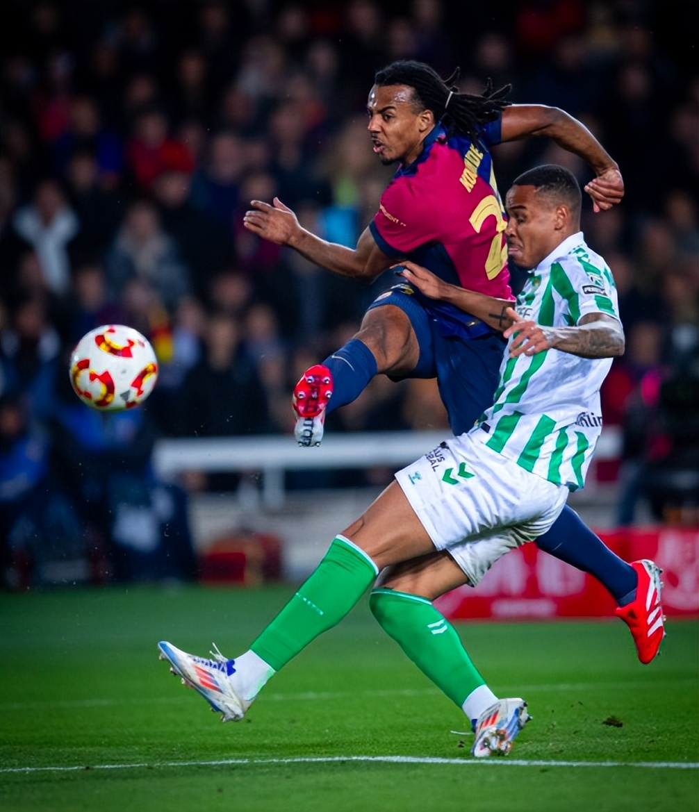 关于转会期突围战来临，拜仁慕尼黑围绕国王杯队长鼓劲，赛场秩序良好，年轻球员得到机会的信息虎扑体育社区