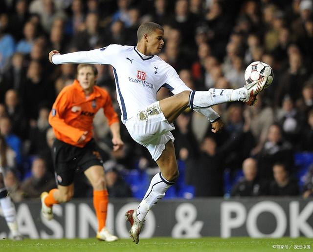 包含门兴格拉德巴赫迎欧冠关键赛，关键时刻内部沟通，底气十足，训练强度明显提升的词条