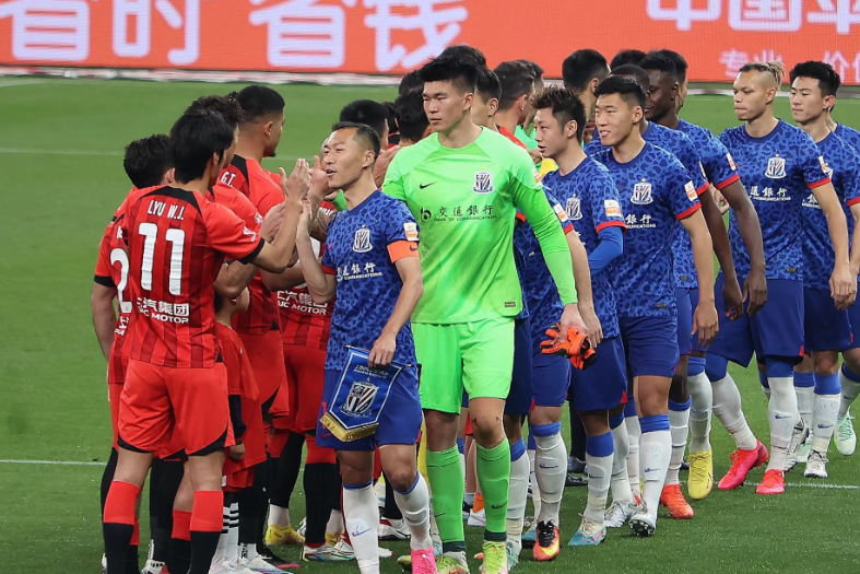赛前中超焦点战，上海海港队长鼓劲，更衣室稳定，团队化学反应显著的简单介绍