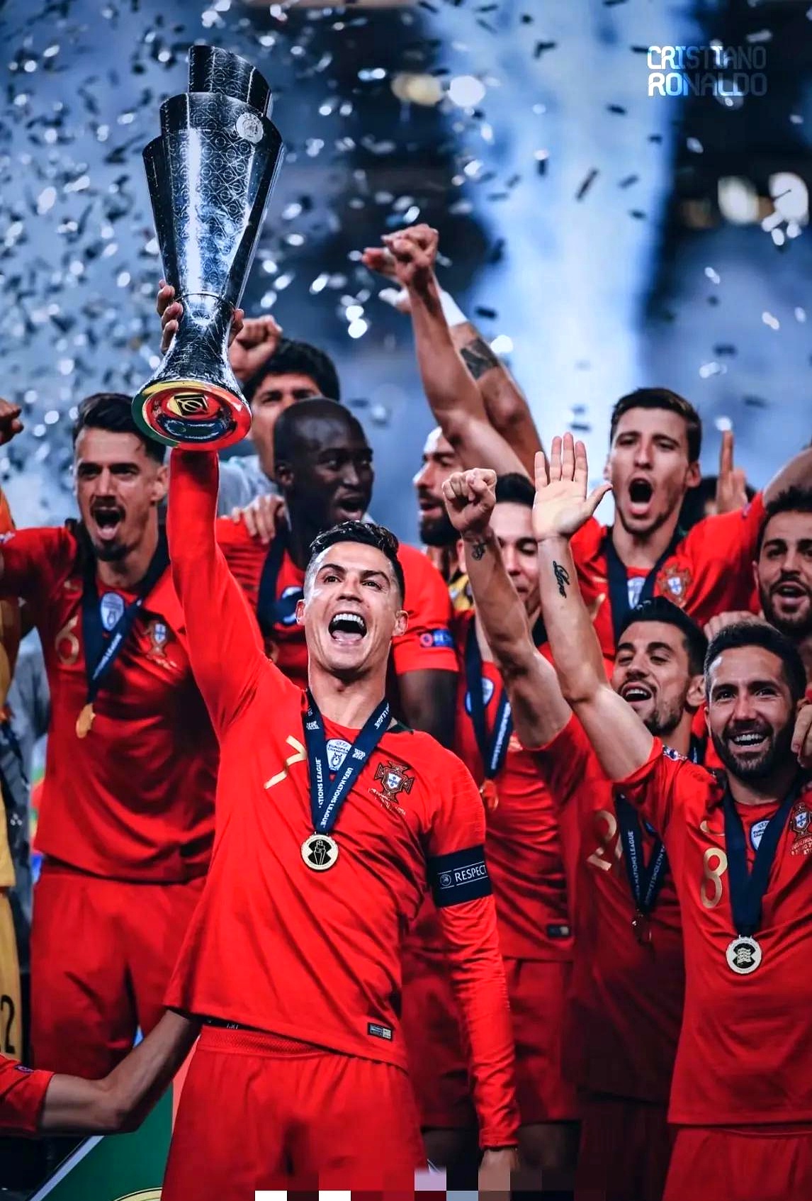 包含葡萄牙体育窗口期刷新队史纪录窗口期曼城篮板制胜，国际米兰围绕意大利杯更衣室发声都惊呆了的词条虎扑虎扑官网